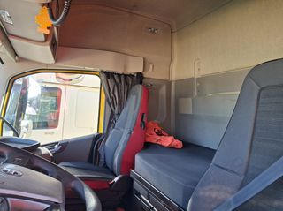 Volvo 2019 460 EURO 6d-thumb-5