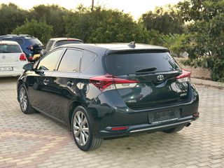 Toyota Auris 2017 1.6 D-4D EXECUTIVE-thumb-9