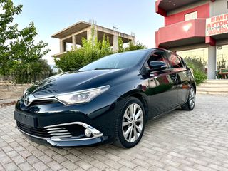 Toyota Auris 2017 1.6 D-4D EXECUTIVE-thumb-11