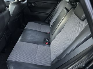 Toyota Auris 2017 1.6 D-4D EXECUTIVE-thumb-25