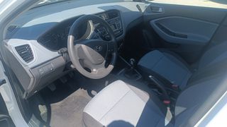 Hyundai i 20 2017-thumb-10
