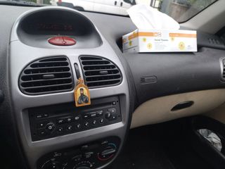 Peugeot 206 2005 X design