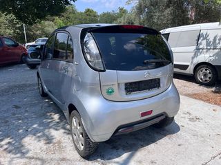 Citroen C-Zero 2012 Tendance-thumb-10