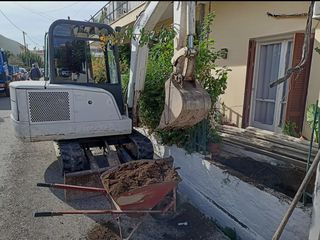 Mini Excavator Bobcat 2000 X331