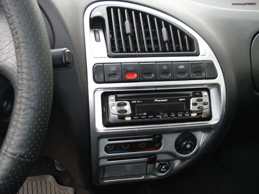 Citroen Saxo 2002