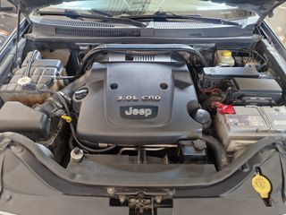 Jeep Grand Cherokee 2007 OVERLAND 3.0 CRD DIESEL-thumb-30
