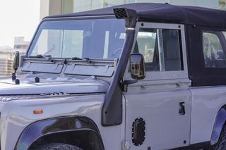 Land Rover Defender 1985 90 2.5 Diesel-thumb-1