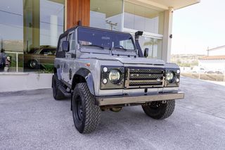 Land Rover Defender 1985 90 2.5 Diesel-thumb-6