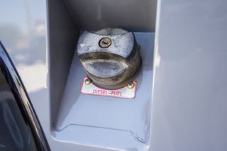 Land Rover Defender 1985 90 2.5 Diesel-thumb-36