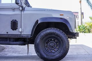Land Rover Defender 1985 90 2.5 Diesel-thumb-10