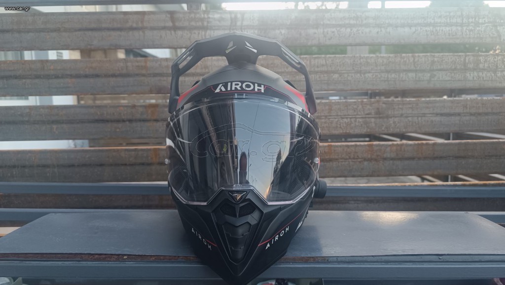 Airoh Commander 2
