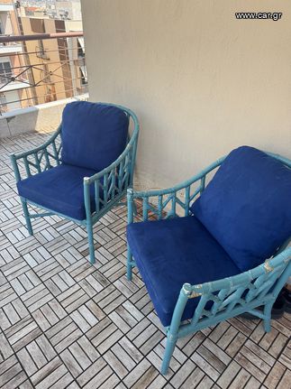 Πολυθρόνες από μπαμπού σε άριστη κατάσταση σε μπλε χρώμα