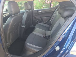Opel Astra 2021-thumb-11