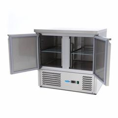 Ψυγειο παγκος με 2 πόρτες 90X70X88 με το μοτέρ κάτω για περισσότερο χώρο στη καμπίνα.
Κατανάλωση 230w
Ρεύμα 220V
Μονοφασικό
Οικολογικό φρέον R600 
180 λίτρα
Τιμη 670,00+ΦΠΑ-thumb-1