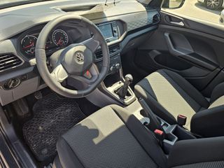 Volkswagen T-Cross 2020-thumb-9