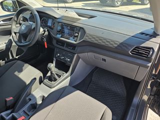 Volkswagen T-Cross 2020-thumb-12