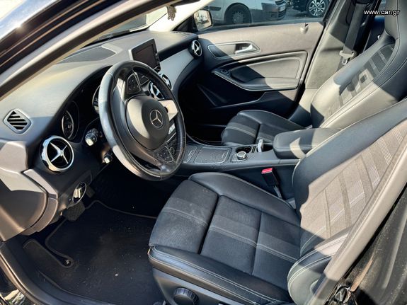 Mercedes-Benz GLA 200 2019