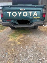 Toyota Hilux 2000