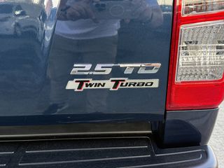 Isuzu D-Max 2015 LS 2.5 TWIN TURBO-thumb-7