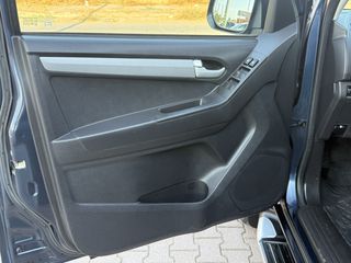 Isuzu D-Max 2015 LS 2.5 TWIN TURBO-thumb-11