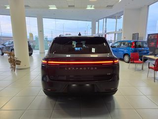 Leapmotor C 10 2026 REEV 970km Αυτονομία-thumb-10