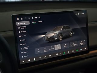 Leapmotor C 10 2026 REEV 970km Αυτονομία-thumb-48