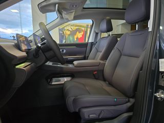Leapmotor C 10 2026 REEV 970km Αυτονομία-thumb-22