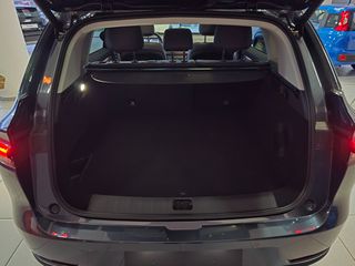 Leapmotor C 10 2026 REEV 970km Αυτονομία-thumb-12
