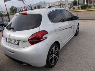 Peugeot 208 2016 GT LINE. auto. panorama,camera-thumb-5