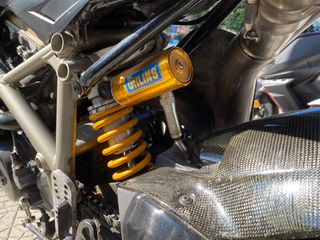 Ducati Streetfighter 2010 1098-thumb-22