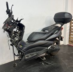 Yamaha XMAX 300 2019-thumb-1