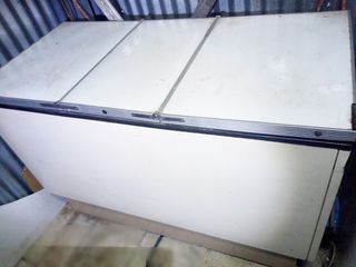 Large Chest Freezer