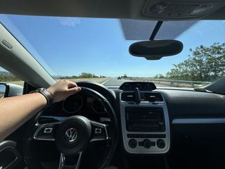 Volkswagen Scirocco 2014 TSI-thumb-5
