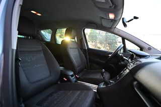 Opel Meriva 2010-thumb-10