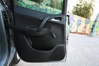 Opel Meriva 2010-thumb-19