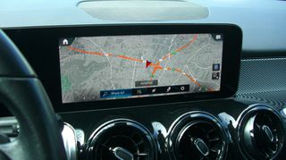 Mercedes-Benz GLB 180 2022-thumb-8