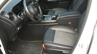 Mercedes-Benz GLB 180 2022-thumb-11
