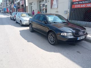Audi A4 2000-thumb-4
