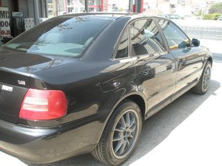 Audi A4 2000-thumb-1