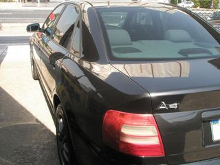 Audi A4 2000-thumb-6