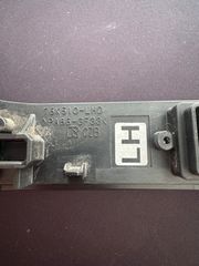 toyota c-hr-thumb-1