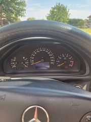 Mercedes-Benz CLK 200 2002 CLK 200 KOMPRESSOR-ELEGANCE