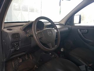 Opel Combo 2006-thumb-6