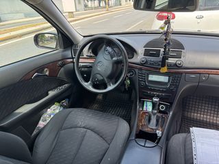 Mercedes-Benz E 200 2004 AVANTGARDE KOMPRESSOR AUTOMATI-thumb-5
