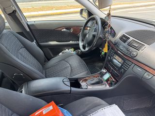 Mercedes-Benz E 200 2004 AVANTGARDE KOMPRESSOR AUTOMATI-thumb-7