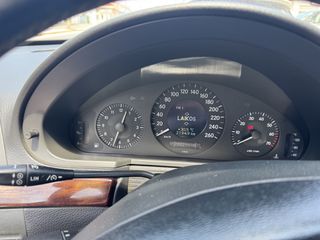 Mercedes-Benz E 200 2004 AVANTGARDE KOMPRESSOR AUTOMATI-thumb-8