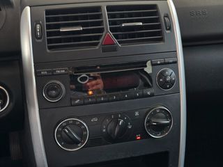 Mercedes-Benz A 150 2006-thumb-14