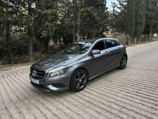 Mercedes-Benz A 180 2013