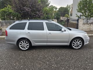 Skoda Octavia 2010 combi tdi DSG