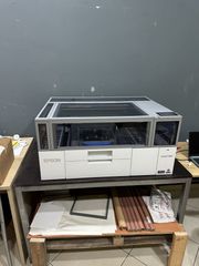 Εκτυπωτής μπλούζας Epson SureColor F1000